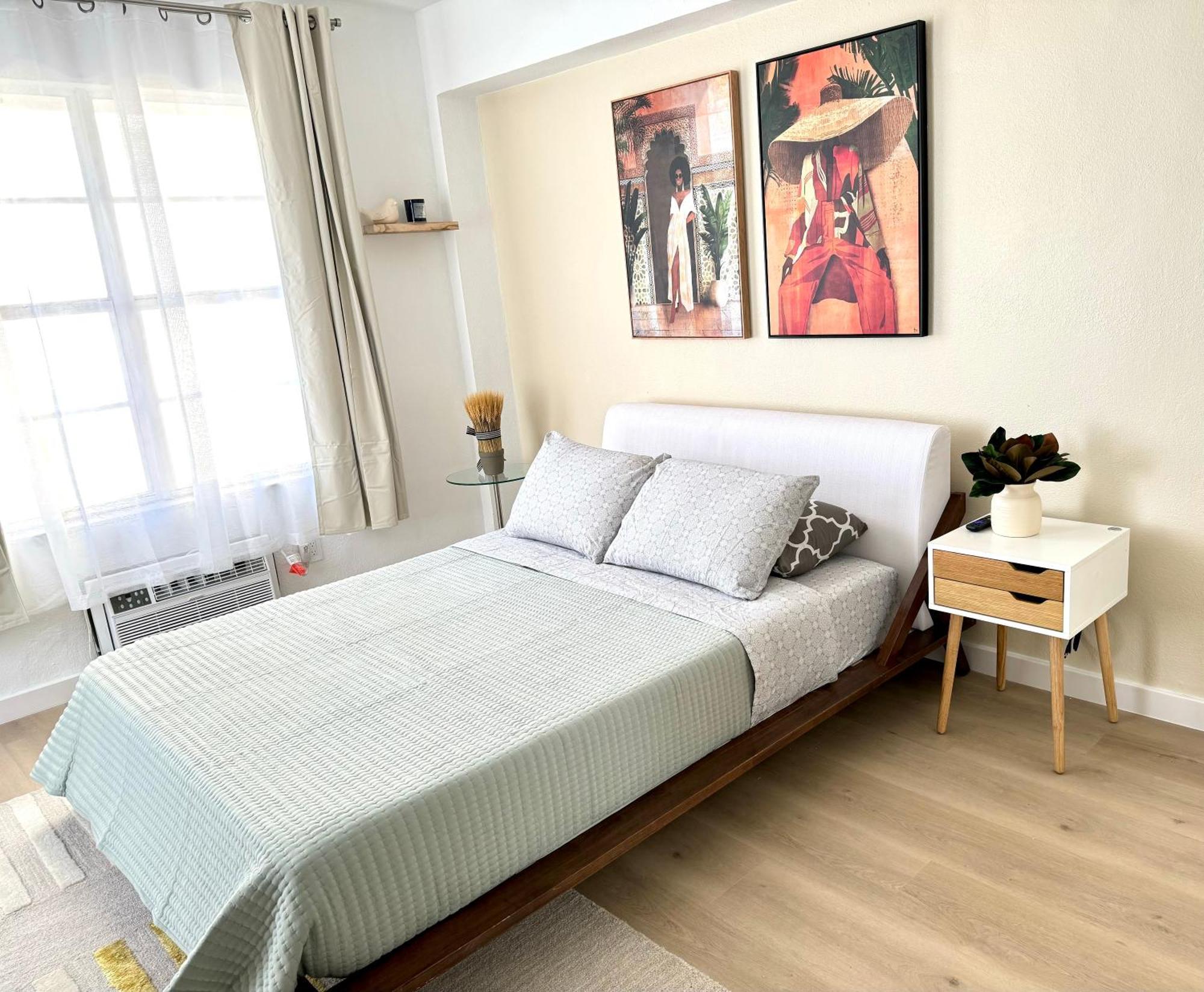 Apartamento High-end Remodeled Apartment, On The