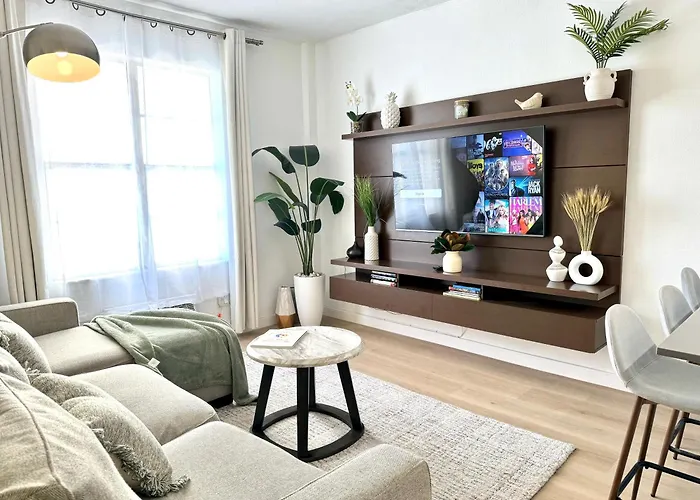 High-End Remodeled Apartment, On The Beach